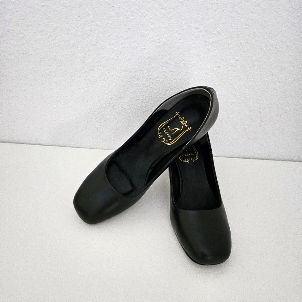 Black heels